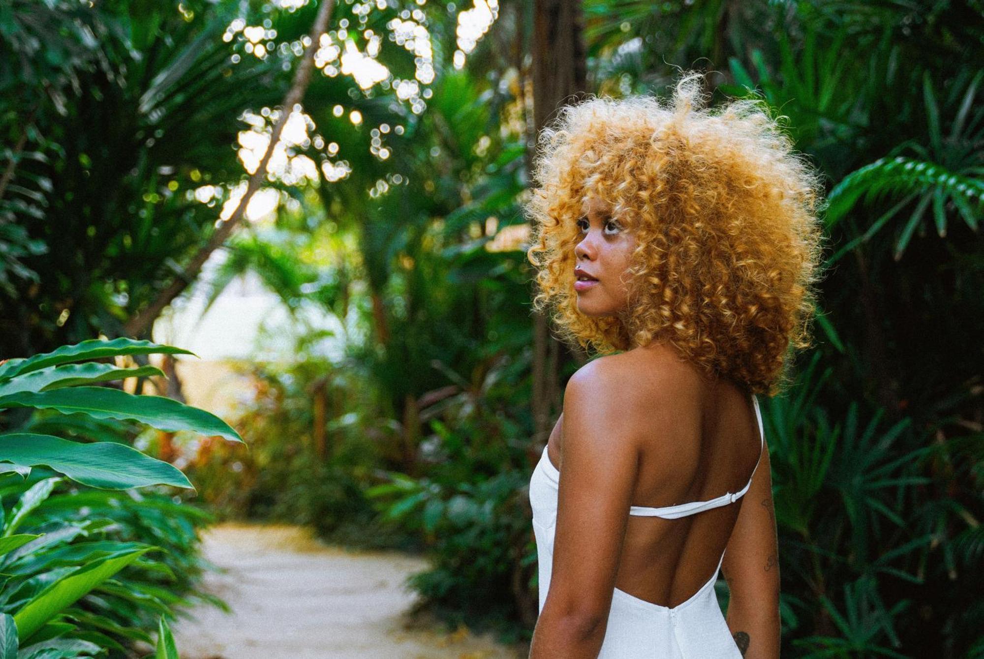 Cafe Jeri Hotel Жижока-ді-Жерікуакуара Екстер'єр фото A woman with a blonde afro