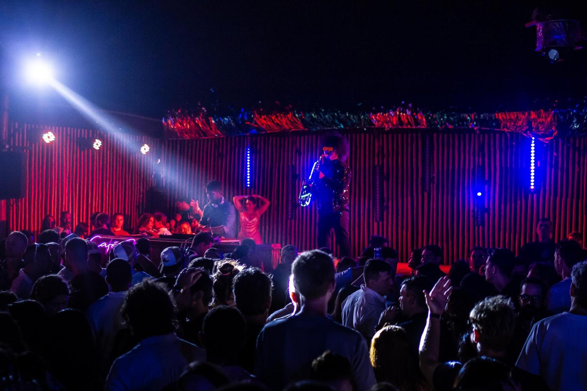 Cafe Jeri Hotel Жижока-ді-Жерікуакуара Екстер'єр фото The stage at the 2013 edition of the festival